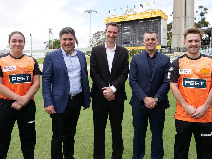 L-R: Scorchers star Chloe Ainsworth, WA Cricket Interim CEO Justin Michael, BMD Chief Estimator Jacek Michalczuk, BMD General Manager - WA Leon Fogliani and Scorchers star Josh Inglis