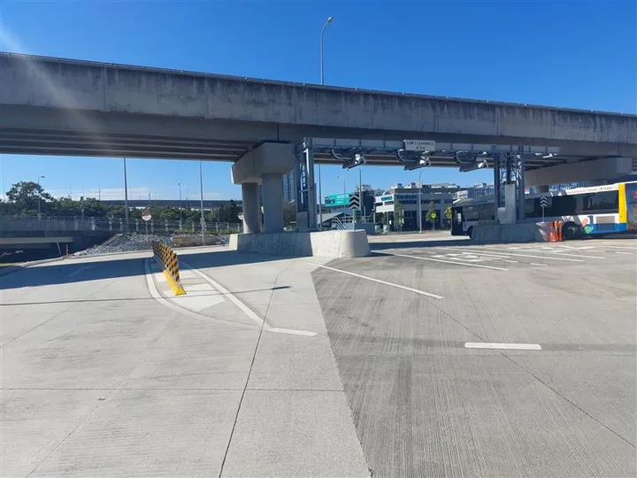 Brisbane Metro End of Trip Facilities - Ernie’s roundabout gantry 