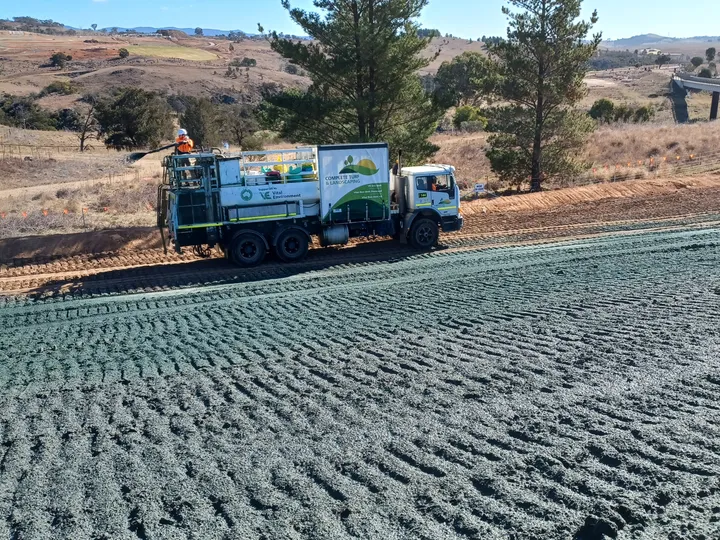 Boosting revegetation on the Molonglo River Bridge project