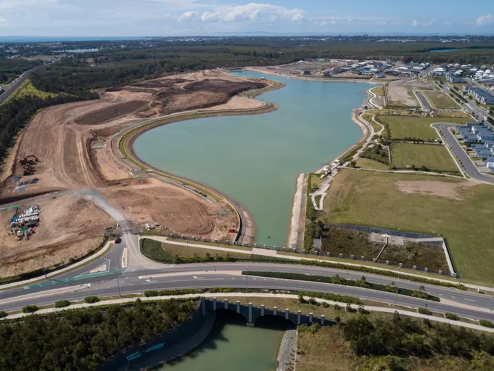 Capestone Lake Bulk Earthworks